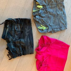 Lululemon yoga shorts size 2 (3pair)